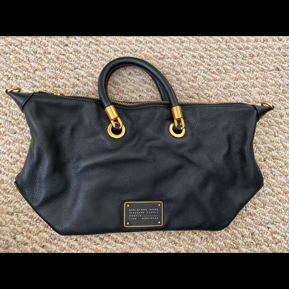 MARC by MARC JACOBS Black Leather Shoulder Bag